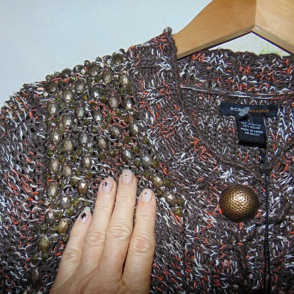 BCBG MaxAzria Cardigan Sweater Brown L Beaded Brass Button Chunky Knit Crochet - Picture 1 of 9